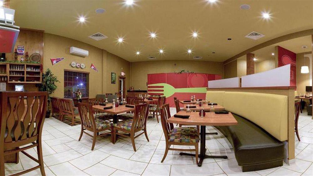 Holiday Inn Hotels Batesville By Ihg Dış mekan fotoğraf